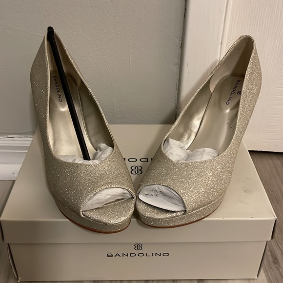 BANDOLINO BRAYDEN GLITTER PUMPS - Picture 3 of 6